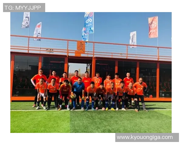 从街头到绿茵场足球明星的奋斗与成长之路 从街头到绿茵场足球明星的奋斗与成长之路