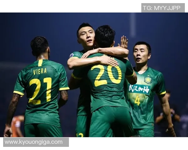 深圳足球队强势领跑城市联赛积分榜以63分稳居第一名 深圳足球队强势领跑城市联赛积分榜以63分稳居第一名