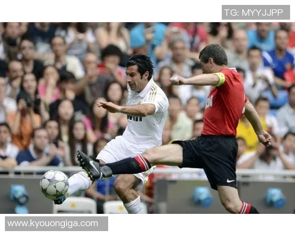 足球明星路易斯菲戈的传奇人生与辉煌成就回顾 足球明星路易斯菲戈的传奇人生与辉煌成就回顾